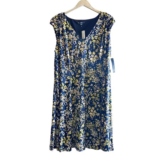 Maggy London Floral Print V Neck Dress Navy Blue & Yellow NEW - Picture 1 of 4